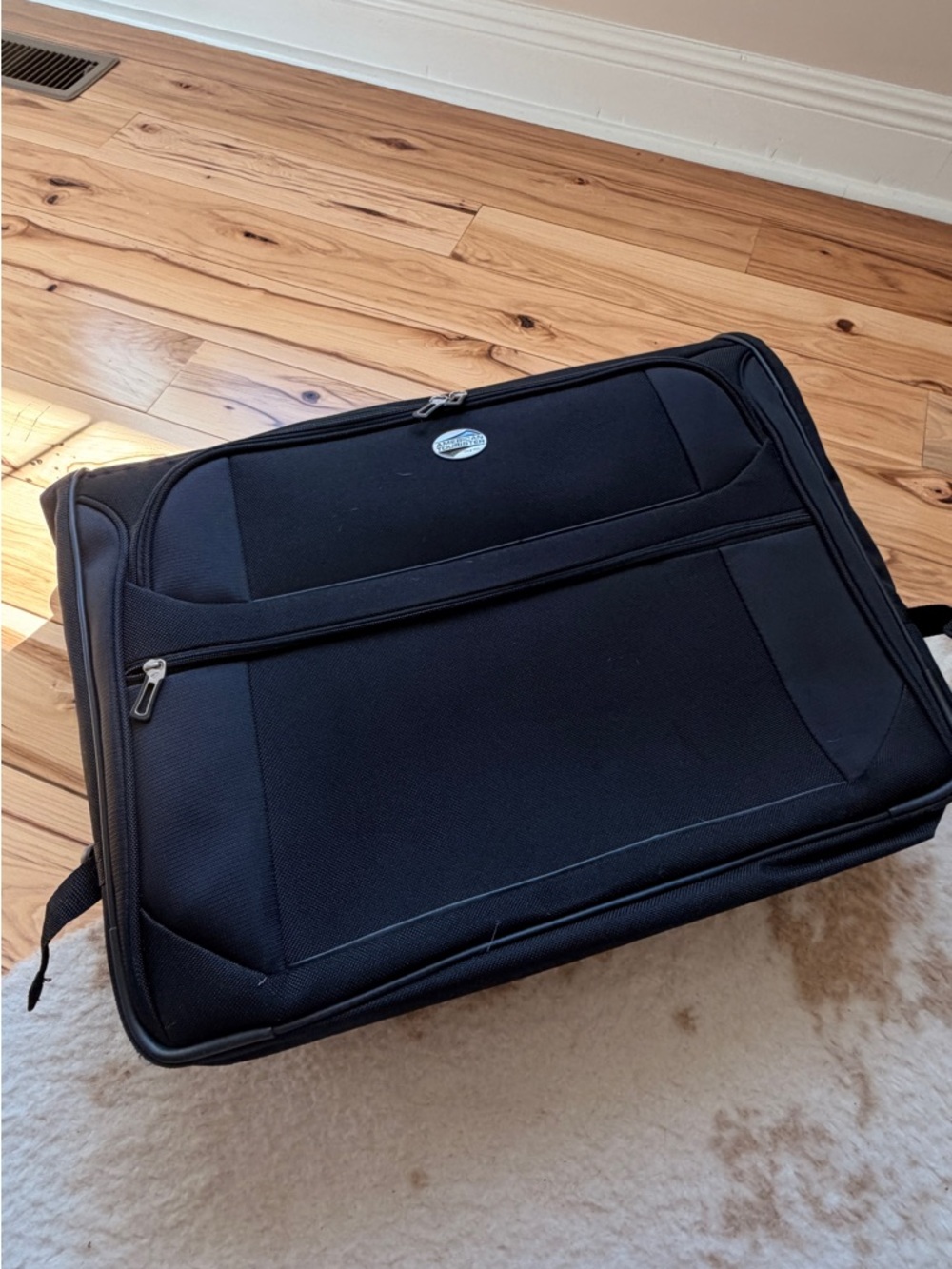 American tourister garment bag